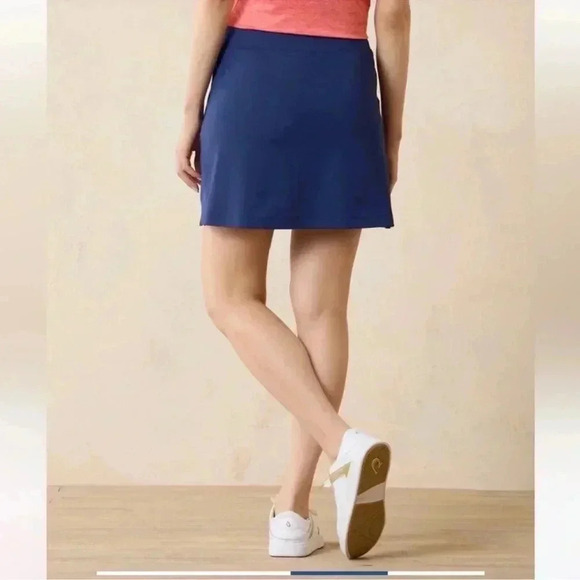 Tommy Bahama Island Zone Skort Sz L resort vacation workout 🏋️ 🏃 - Picture 2 of 10